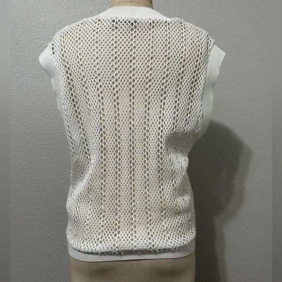 Zara White Crochet Vest size Medium - Picture 4 of 6